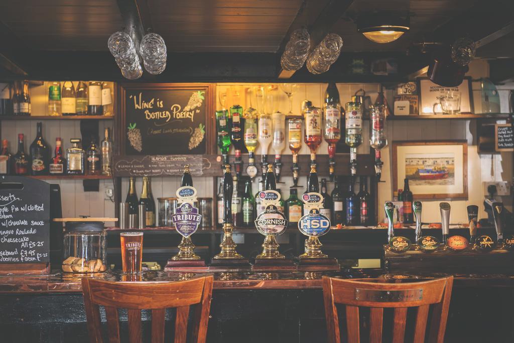 The Ship Inn Penzance Bagian luar foto